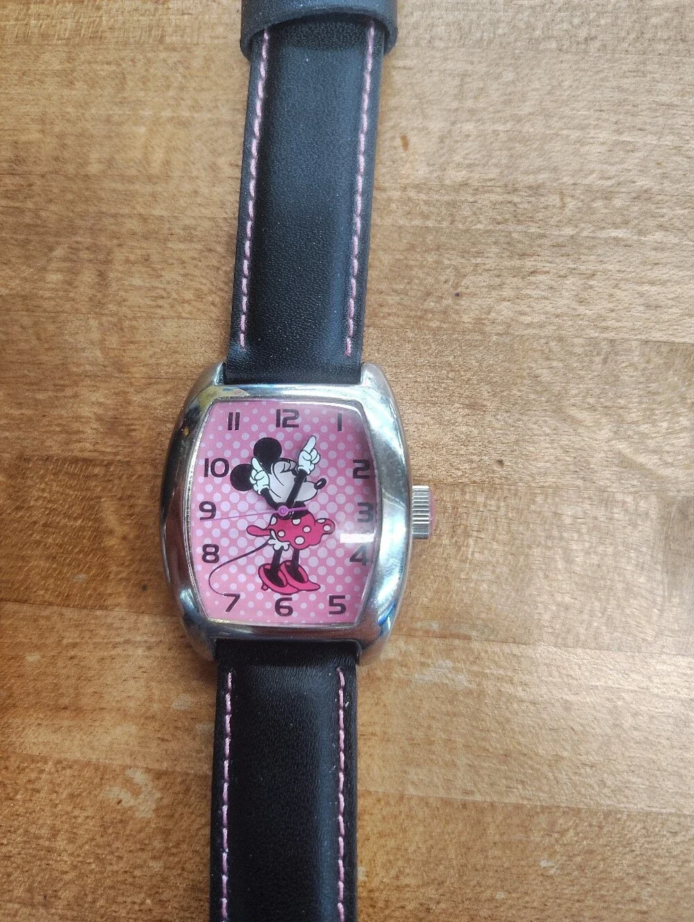 Walt Disney Collection Minnie Mouse Pink Dial  Comics Strap Watch Needs Battery